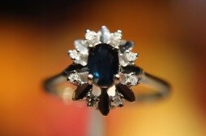 Pierścionek złoty diamenty szafir r15.5 certyfikat