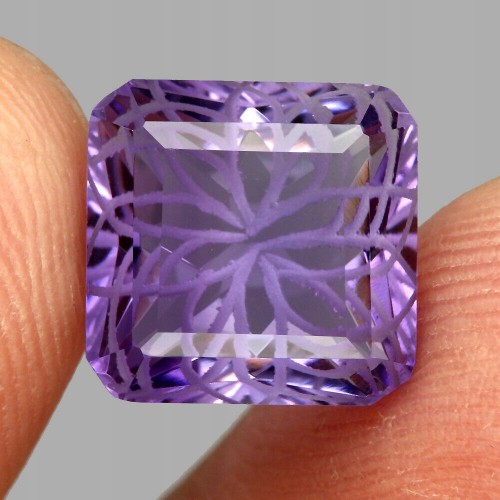 Ametyst kamień naturalny 6.70ct VVS rzeźbiony