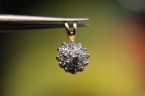 Złoty 14k wisiorek diamenty 0.20ct certyfikat