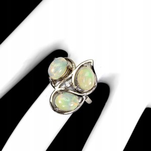 925 Srebrny pierścionek r 12 natural opale ogniste