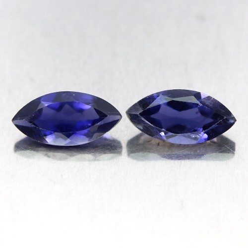 Iolity kamienie naturalne 1.9ct VVS 2 sztuki