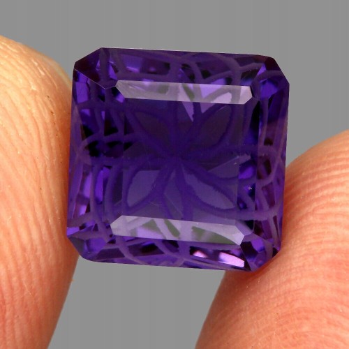 Ametyst kamień naturalny 6.87ct VVS rzeźbiony