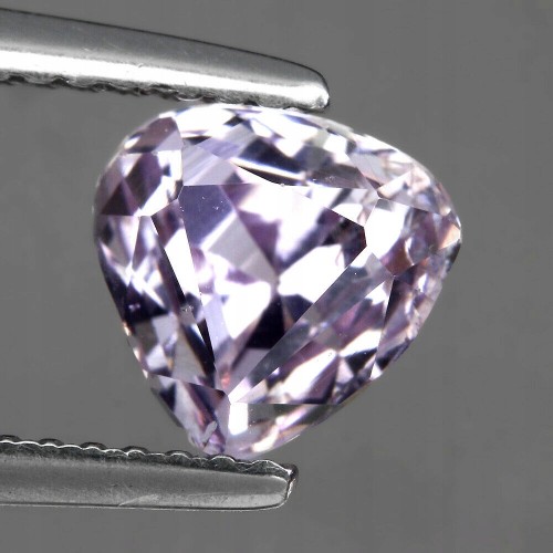 Kunzyt kamień naturalny 1.96ct VVS serce