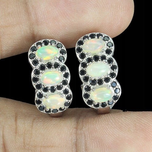 3 Kolczyki naturalne ogniste opale czarne spinele