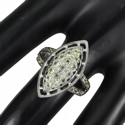 Pierścionek srebrny natural oliwiny szafiry r 19.5