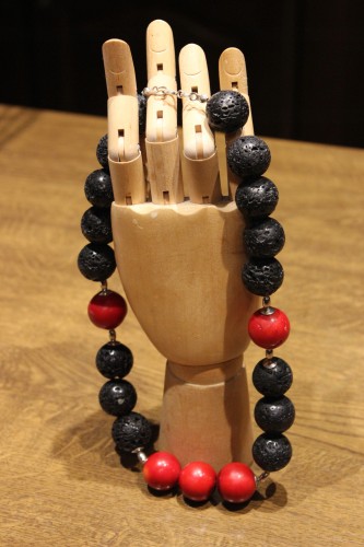 Naszyjnik koral naturalny lawa wulkaniczna 925