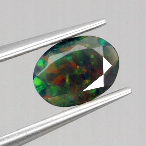 Opal czarny kamień naturalny 0.6ct IF AAA
