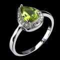 Pierścionek r 19 srebrny delikatny naturalny oliwin cyrkonie