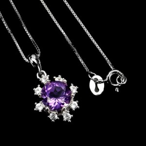 Delikatny naszyjnik srebrny naturalny ametyst białe topazy