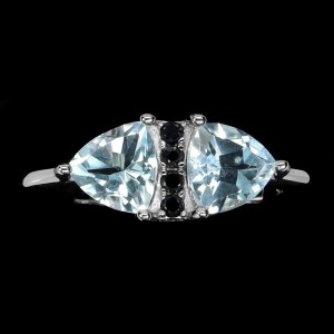 Srebrny delikatny pierścionek naturalne sky topazy czarne spinele r 17