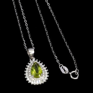 Naszyjnik naturalny oliwin cyrkonie delikatny piękny 925