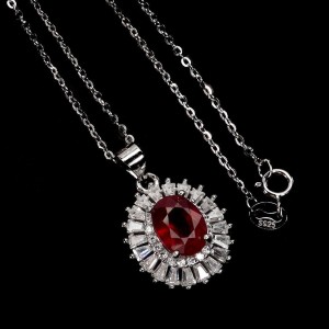 Piękny naszyjnik naturalny rubin cyrkonie delikatny 925