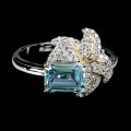 Delikatny pierścionek r 17 srebrny naturalny Sky Blue Topaz cyrkonie