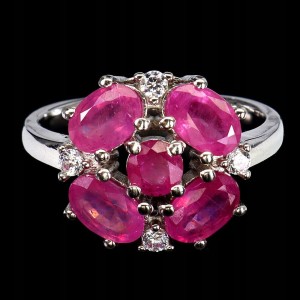 Srebrny delikatny pierścionek r 12 naturalne rubiny cyrkonie piękny