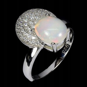 Srebrny 925 piękny pierścionek naturalny ognisty opal cyrkonie r 17