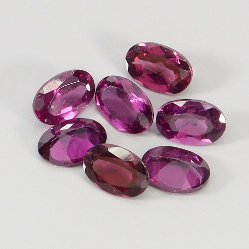 Granaty rodolity kamienie naturalne 4.36ct 7 sztuk IF VVS
