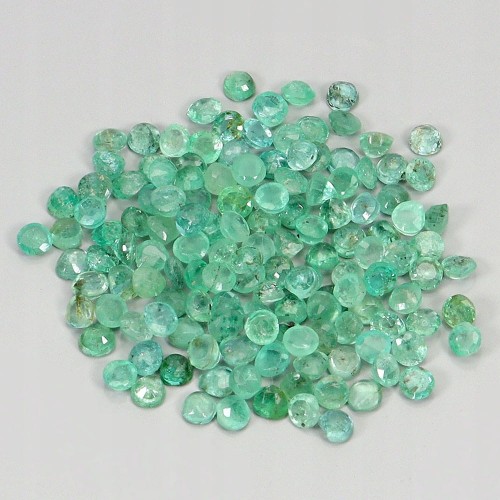 Szmaragdy kamienie naturalne 4.35ct 131 sztuk