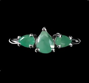 Srebrny 925 delikatny pierścionek naturalne szmaragdy r 17