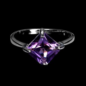 Delikatny zjawiskowy pierścionek 925 naturalny ametyst r 17