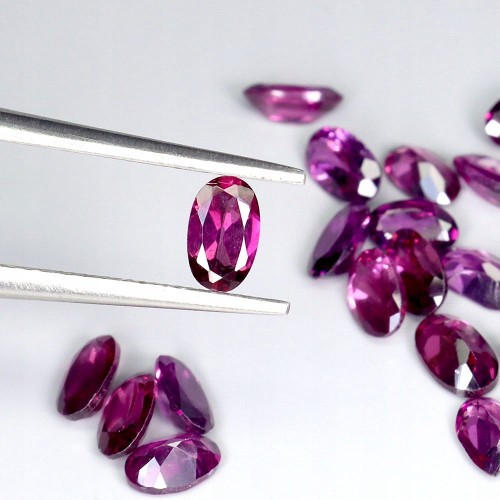 Granaty rodolity kamienie naturalne 7.45ct 23 sztuki