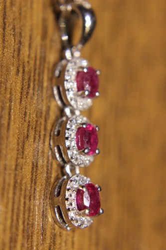 Srebro 925 delikatny naszyjnik naturalne białe topazy rubiny