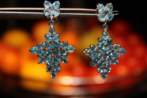 Zjawiskowe srebrne kolczyki naturalne niebieskie cyrkony 2