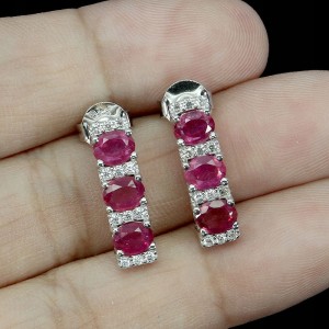 Piękne delikatne srebrne kolczyki naturalne rubiny białe topazy 2