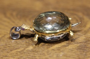 Wisiorek srebrny 925 naturalny 28ct zielony ametyst żółw zjawiskowy