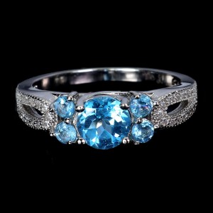 Srebrny delikatny pierścionek r 16 naturalne sky blue topazy cyrkonie