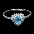 925 Delikatny pierścionek srebrny naturalny Sky Blue Topaz cyrkonie r 14