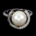 925 Pierścionek srebro elegancki naturalna kremowa perła cyrkonie r 17