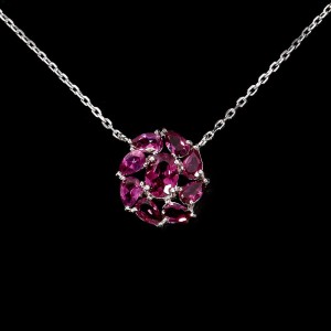 Srebrny elegancki naszyjnik delikatny naturalne granaty rodolity 925