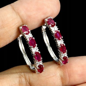 Piękne delikatne eleganckie srebrne kolczyki naturalne rubiny cyrkonie 3