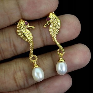 Srebrne kolczyki naturalne perły rubiny konik morski 3