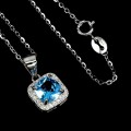 Piękny elegancki naszyjnik delikatny cyrkonie topaz Swiss Blue naturalny
