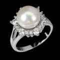 925 Pierścionek srebro elegancki naturalna kremowa perła cyrkonie r 14