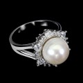 925 Pierścionek srebro elegancki naturalna kremowa perła cyrkonie r 14