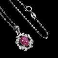 Srebrny delikatny naszyjnik naturalne białe topazy rubin gwiaździsty