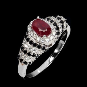 Pierścionek srebrny 925 naturalny rubin czarne spinele cyrkonie r 14