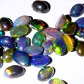 Opale czarne 4.25ct kamienie naturalne 31 sztuk AAA