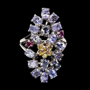 Pierścionek srebrny naturalne tanzanity szafiry Songea ametysty kwiat r 18