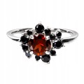 Pierścionek elegancki srebro 925 naturalny granat czarne spinele r 14.5
