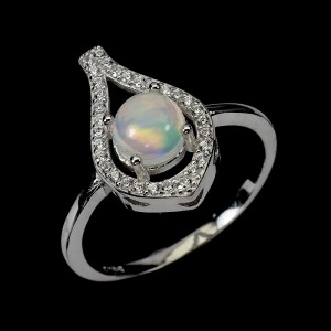 925 Delikatny pierścionek r 18.5 cyrkonie naturalny ognisty opal