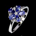 Pierścionek delikatny naturalne tanzanity srebrny elegancki kwiat r 14.5