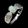 Pierścionek srebrny zjawiskowy naturalny opal ognisty r 16 oliwiny 925