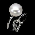 925 Pierścionek srebrny delikatny naturalna perła cyrkonie r 17