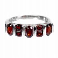 925 Elegancki pierścionek r 19.5 srebrny naturalne granaty