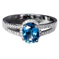 Srebrny elegancki delikatny pierścionek topaz london blue cyrkonie r 17 925