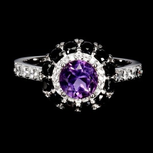 925 Delikatny pierścionek srebrny naturalny ametyst czarne spinele r 17