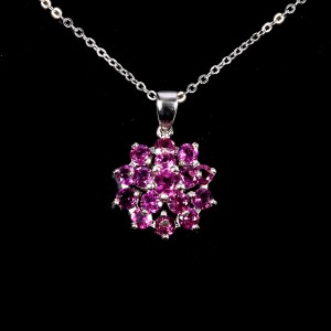 925 Srebrny elegancki naszyjnik delikatny naturalne granaty rodolity
